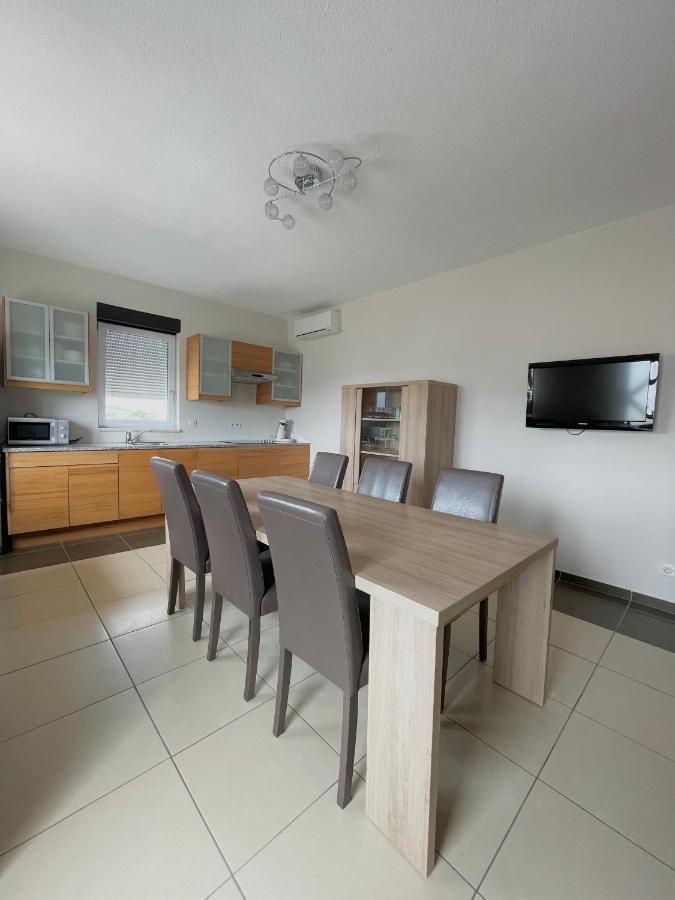 Appartement Mb - Logement 3 Chambres - Drage Exterior foto